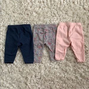 Baby Gap 0-3MO leggings set of 3
